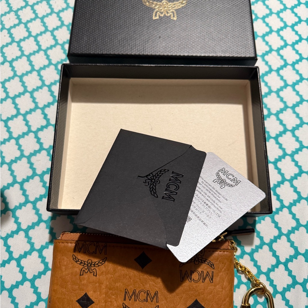 Mcm Brown Leather Card Holder